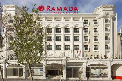 Отель Ramada Hotel & Suites by Wyndham Istanbul Merter