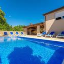 Holiday home Awesome Home In Rovanjska With 4 Bedrooms, Wifi And Outdoor Swimming Pool