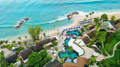 Hotel Crystal Cove by Elegant Hotels - All-Inclusive