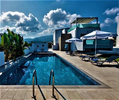 Вилла XENOS VILLA 4 With a private pool near the sea