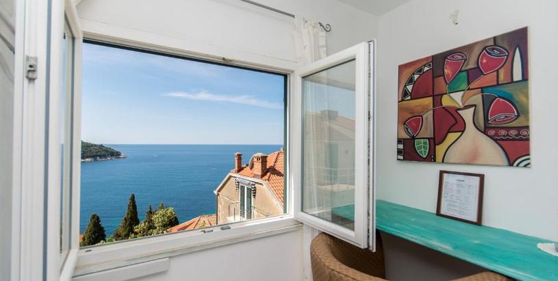 Apartments Apartment La Boheme Dubrovnik with sea view