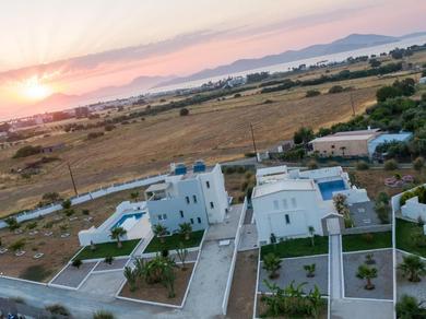 Вилла Xenos Villa 3 - Luxury Villa With Private Pool Near The Sea.