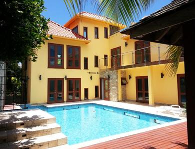 Villa ONE LUXE JAMAICA VILLA with private pool, modern interior and secluded