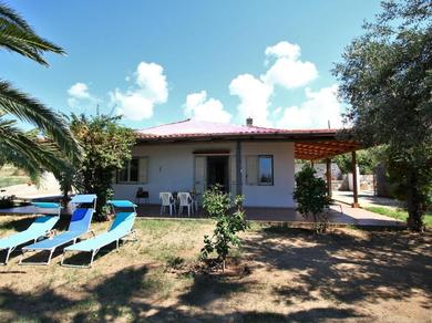 Cosy Holiday Home in Ricadi near Sea