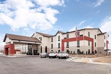 Hotel Country Inn & Suites by Radisson, Grandville-Grand Rapids West, MI