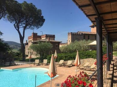 Дом отдыха Splendid Mansion in Perugia with Garden