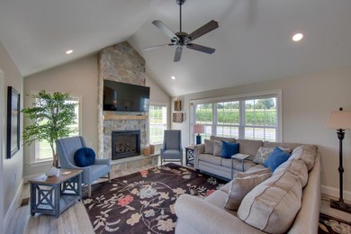 Отель Gorgeous Ronks Retreat Patio, Grill and Fireplace!
