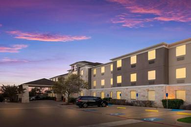 Отель Best Western Plus Killeen/Fort Hood Hotel & Suites