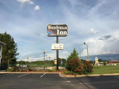 Hotel Woodstream Inn