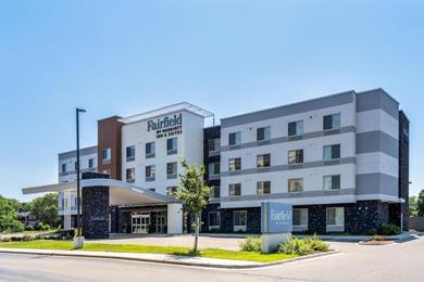 Отель Fairfield Inn & Suites Minneapolis North