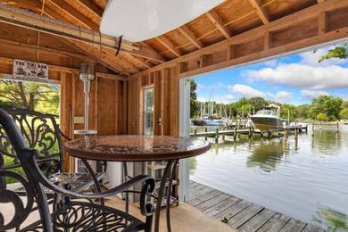  Waterfront Getaway, Dock Your Boat & Play!