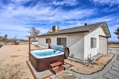 Holiday home Desert Escape - Hot Tub, Fire Pit and Grill