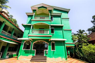 Hotel OYO 19112 Caphina Tourist Cottages