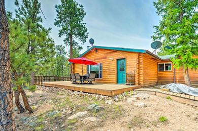 Red Feather Lakes Cabin with Wraparound Deck!