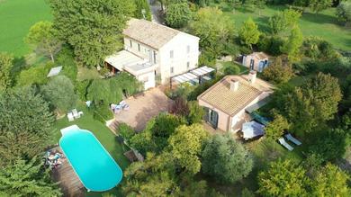 Holiday home Casali Marchigiani - Ville vacanza private con piscina