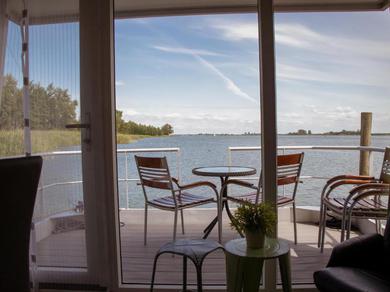 Ботель Houseboat uitzicht over veluwemeer, natuurlokatie, prachtige vergezichten