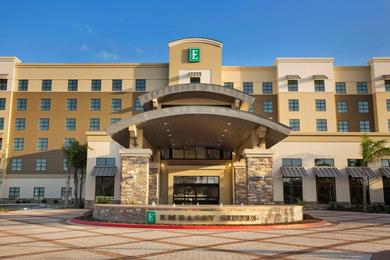 Отель Embassy Suites by Hilton McAllen Convention Center
