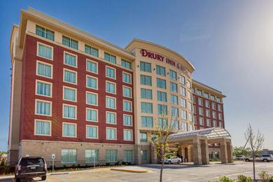 Отель Drury Inn & Suites Iowa City Coralville