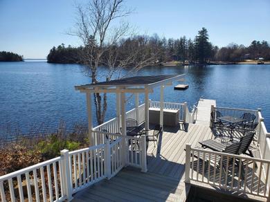 Holiday home Spectacular, private Sebago Lakefront retreat
