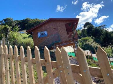 Апартаменты Cabaña Peacock – CUTE cabin with an AMAZING view!