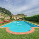 Villa Badia Cantignano Villa Sleeps 22 with Pool and Air Con