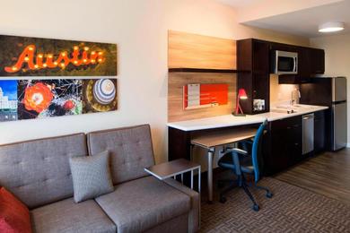 Отель TownePlace Suites by Marriott Austin Round Rock