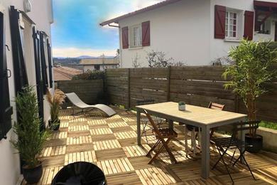 Holiday home Charming Flat With Terrace 500m From The Beach