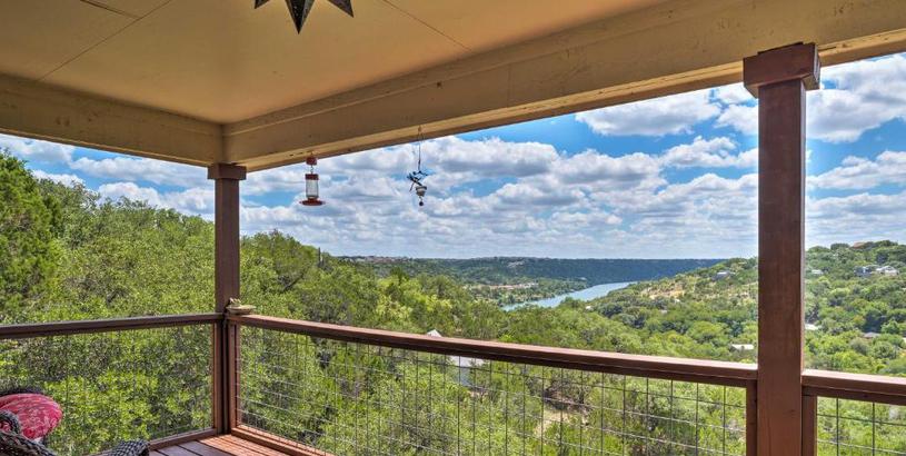  Austin Home with 2 Decks and Views, Mins to 2 Lakes!