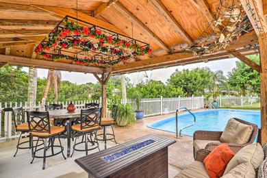Дом отдыха Riverfront Port St Lucie House with Pool and Dock!
