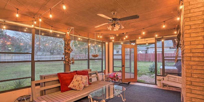 Holiday home Cozy Hill Country Home - 9 Mi to Main Street!