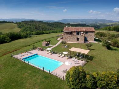 Villa Querceto Villa Sleeps 21 with Pool Air Con and WiFi