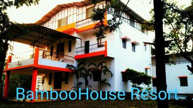 Hotel Bamboo House Resort