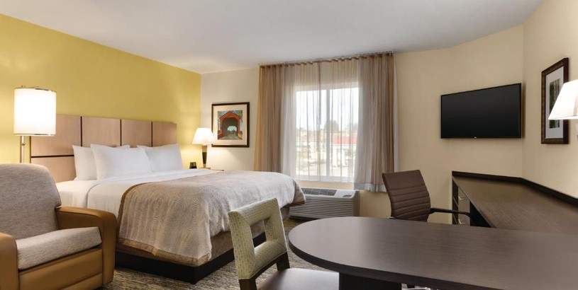 Отель Candlewood Suites Vestal - Binghamton, an IHG Hotel