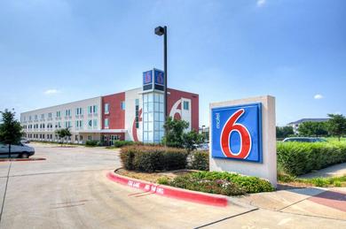 Отель Motel 6-Roanoke, TX - Northlake - Speedway