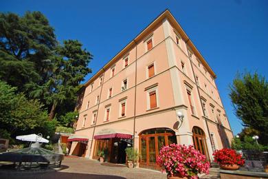 Отель Alla Rocca Hotel Conference & Restaurant