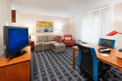 Hotel TownePlace Suites Bowie Town Center