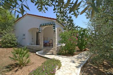 Apartments Apartments by the sea Mandre, Pag - 12567