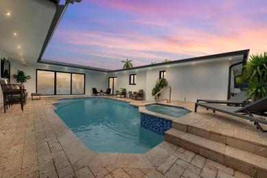 Lux House w/Heated Pool,Jacuzzi ,Basketball Court