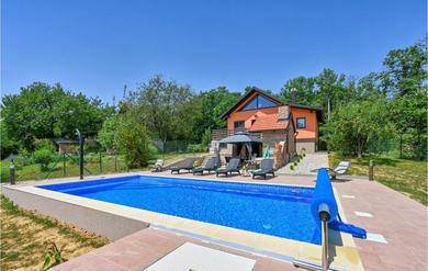 Holiday home Beautiful Home In Kapela With Outdoor Swimming Pool, Wifi And Heated Swimming Pool