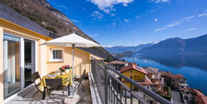Apartments Lago di Como Penthouse with fantastic panoramic lake view, hammam, gym, private swimming pool and garden