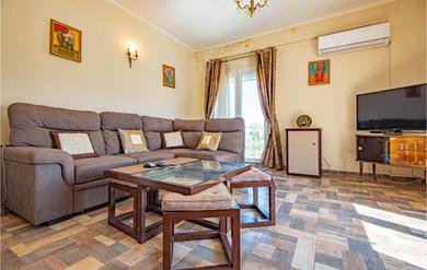 Awesome apartment in Raslina with WiFi and 6 Bedrooms