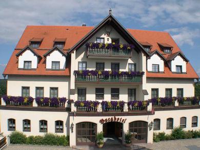 Отель Goldener Hirsch