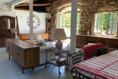 Holiday home Gîte aménagé en loft dans la grange du Château