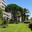Apartments Garden and beach sea view apartment Cannes