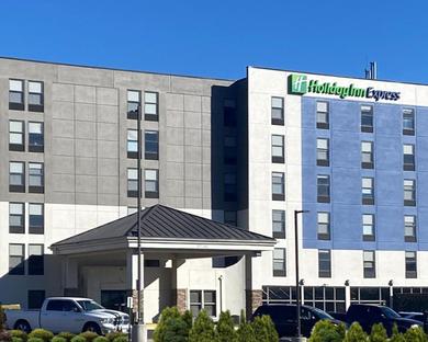 Hotel Holiday Inn Express & Suites Central Omaha, an IHG Hotel