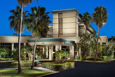 Отель DoubleTree by Hilton Palm Beach Gardens
