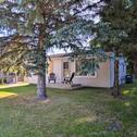 Holiday home Cedar Home with Deck and Grill - Mins to Lakes!