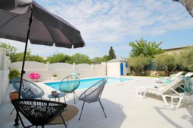 Villa VILLA TUGARKA private pool, fitness, play-house, great for families, max 6 per.