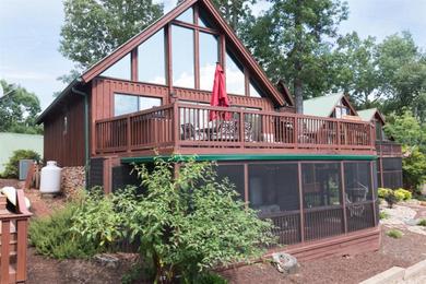 Holiday home Harbour Pointe - Lake Keowee Chalet with Boat Slip