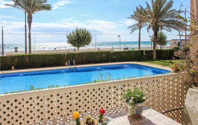 Apartments Beautiful apartment in Campello with Outdoor swimming pool, WiFi and 3 Bedrooms